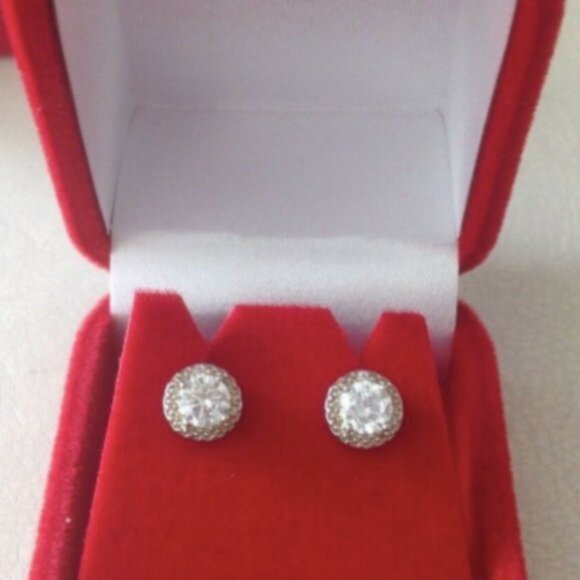 Studs Earrings W Cubic Zirconia Stone Silver Color New in Box - Picture 4 of 11